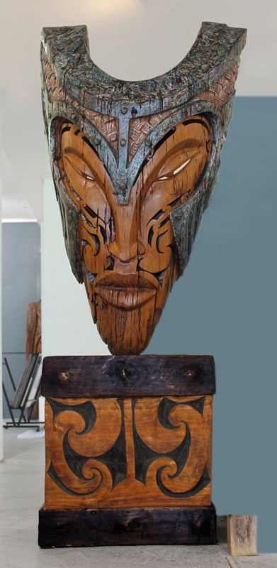 Joe Kemp nz maori wood carving, large swamp kauri 